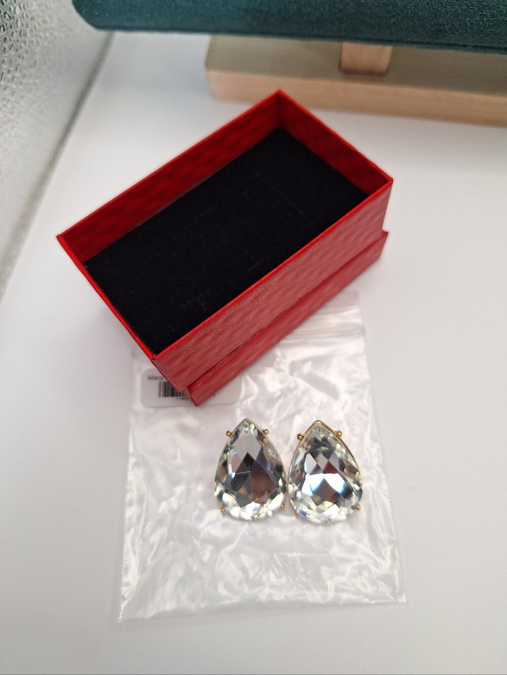 NWT Macy's Oversized Pear Cut Crystal Statement Stud Earrings | Gold Tone - Picture 10 of 13
